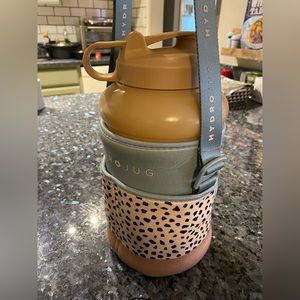 Hydrojug special edition with matching straw 73 oz